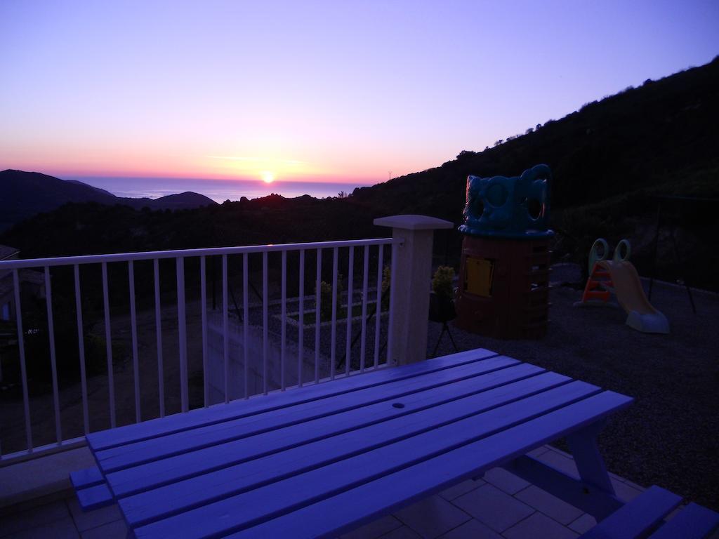 Gites Sassone, Vue Panoramique Sur Ajaccio Et La Mer Alata Quarto foto
